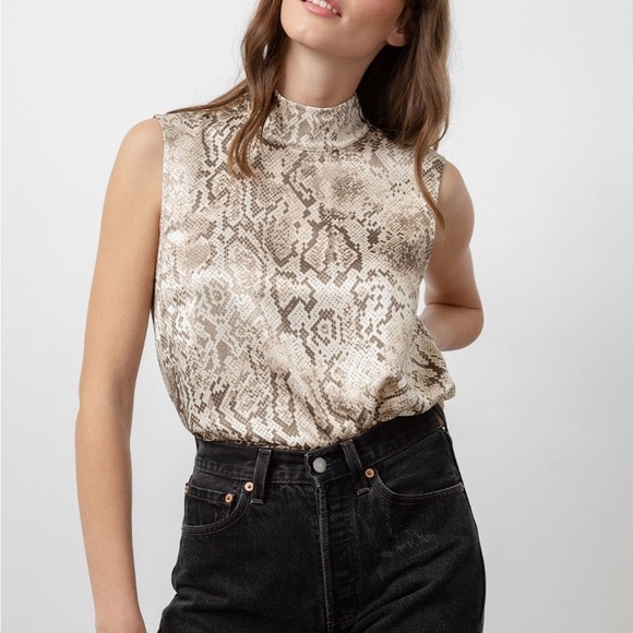 Rails NWT Yolie Top in Desert Snake Medium - Picture 3 of 10